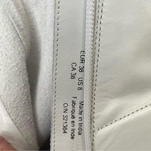 & Other Stories Women’s White Leather Booties Chunky Heel Round Toe **Size 7.5 - Picture 9 of 14